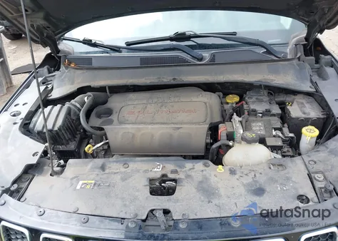 2018 Jeep Compass Limited 4X4 from USA, damaged, VIN 3C4NJDCB7JT372706